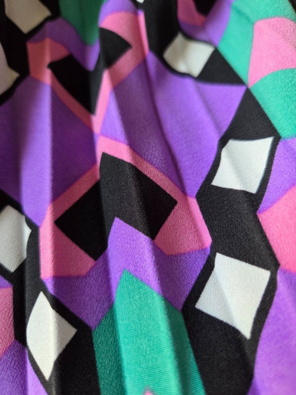 EUC LIKE NEW TCEC BLACK AND GEOMETRIC PRINT SWING SHORT DRESS SIZE SMALL - Picture 7 of 16